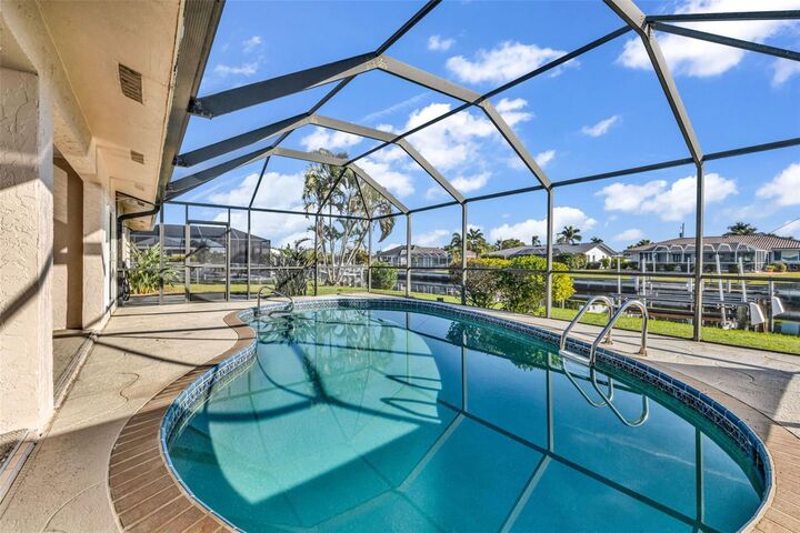 Property Photo:  944 Genoa Court  FL 33950 