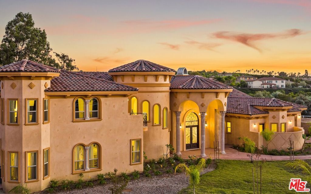 Property Photo:  14420 Merlot Court  CA 92508 