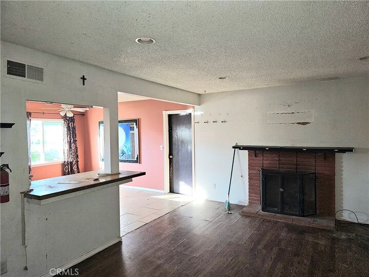 Property Photo:  1203 Bauer  CA 93455 