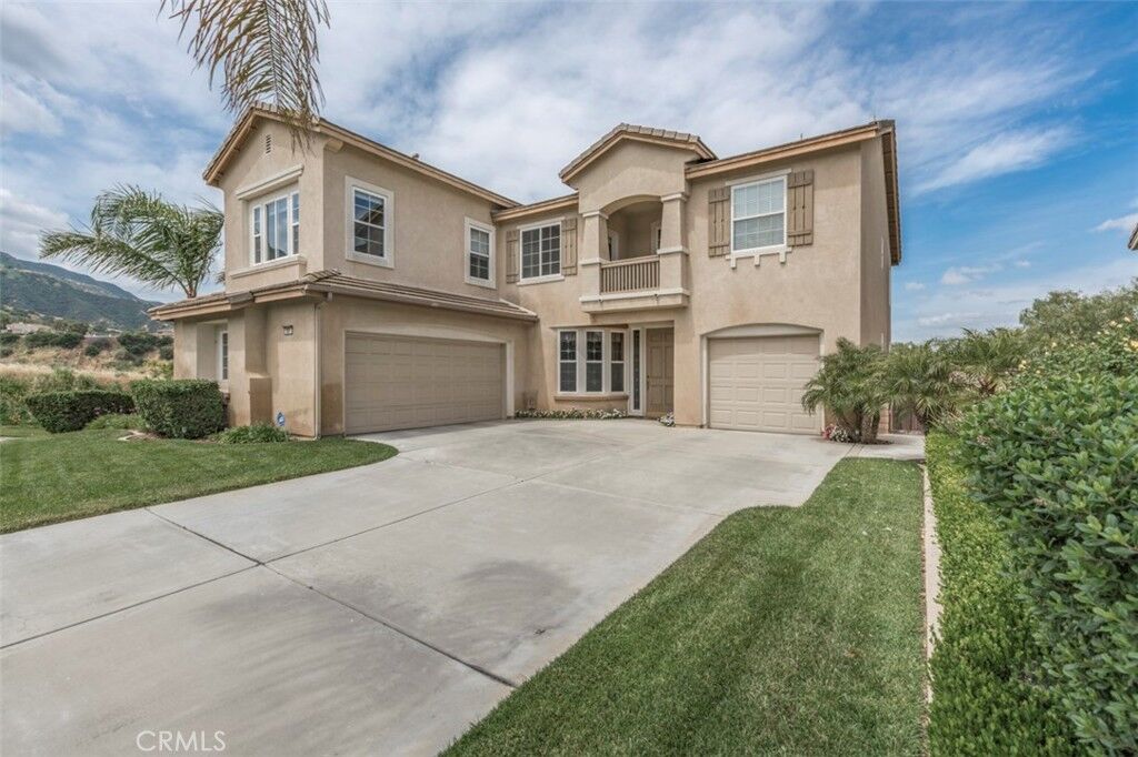 Property Photo: 980 Nicholas Place CA 92882