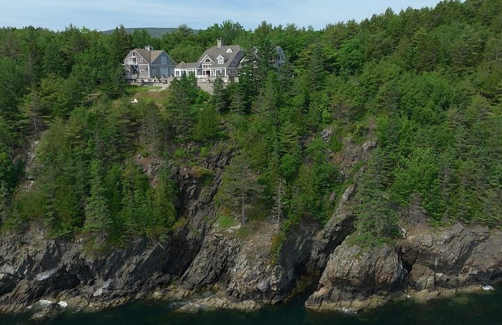 Property Photo:  62 Sols Cliff Road  ME 04609 