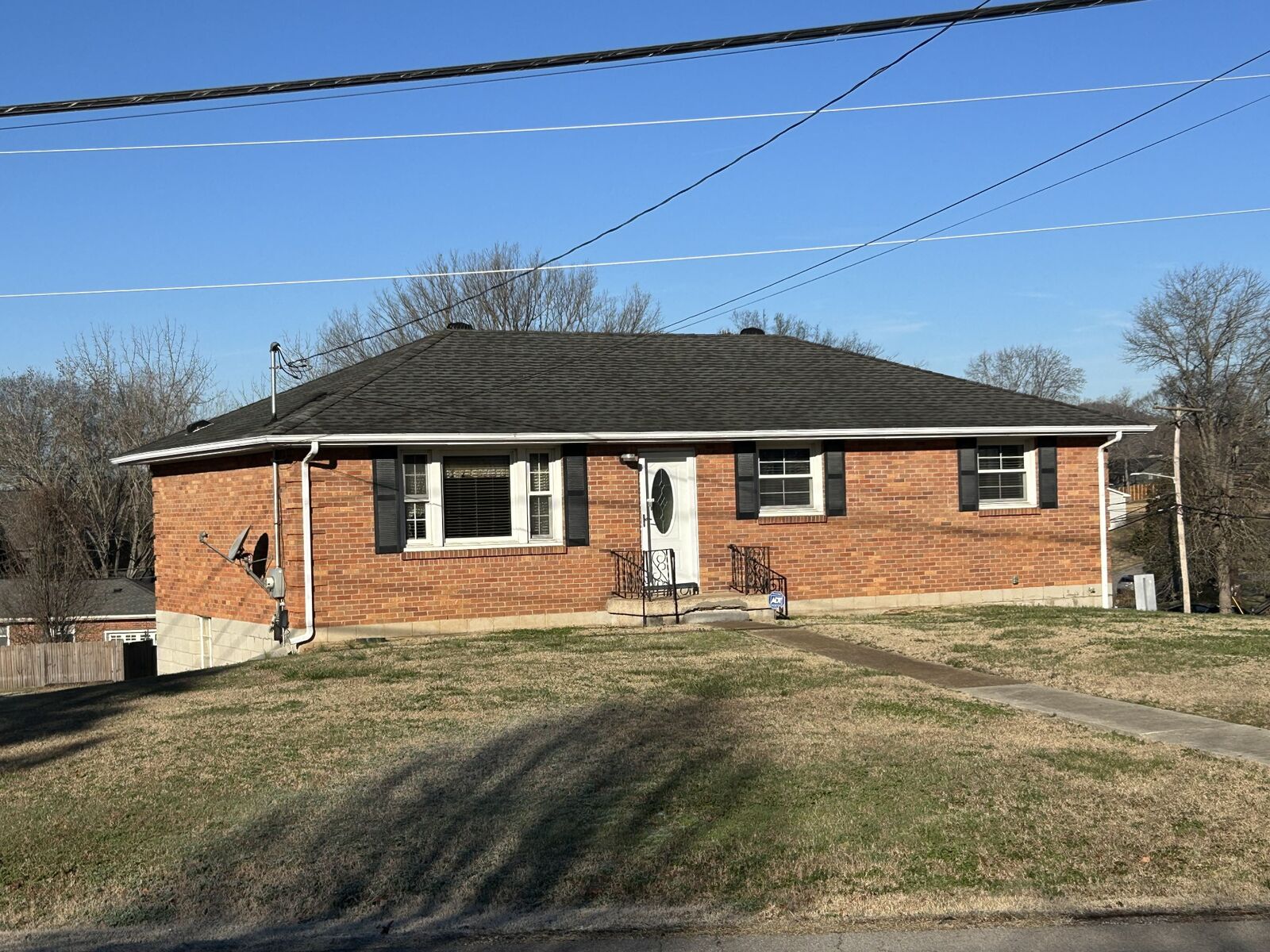 Property Photo: 461 Annex Ave TN 37209