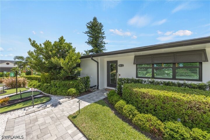 Property Photo:  493 Willet Avenue  FL 34108 