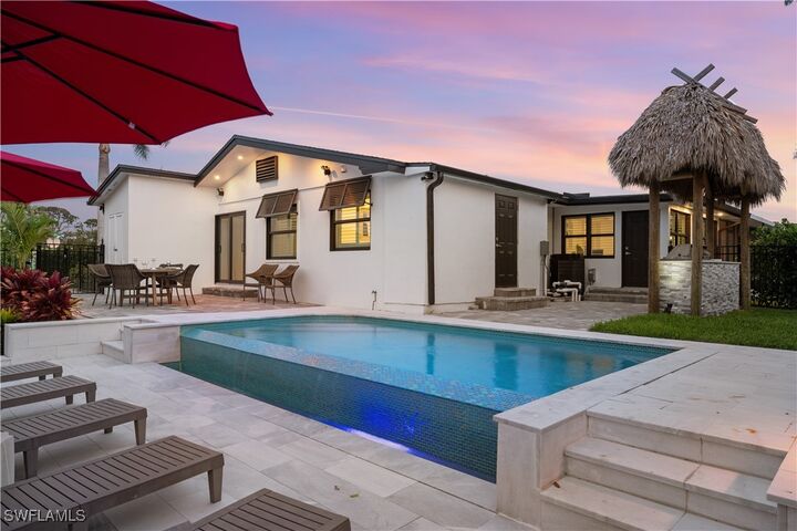 Property Photo:  493 Willet Avenue  FL 34108 