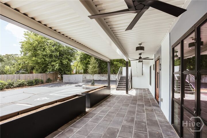 Property Photo: 1554 S Lumpkin Street 1 GA 30605