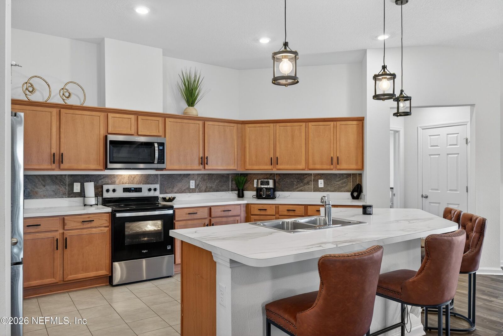 Property Photo: 8314 Hawkes Meadow Drive FL 32219