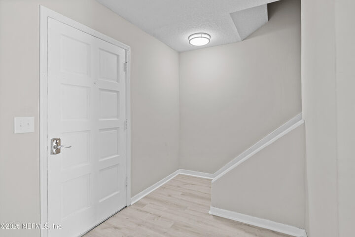 Property Photo:  222 Kettering Court  FL 32073 