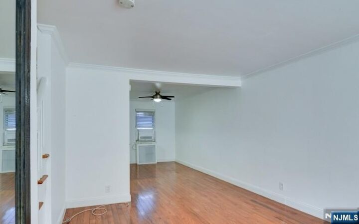 Property Photo:  180 Central Avenue  NJ 07631 