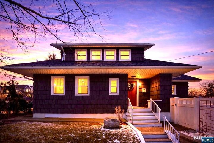 Property Photo:  81 Sunset Avenue  NJ 07031 