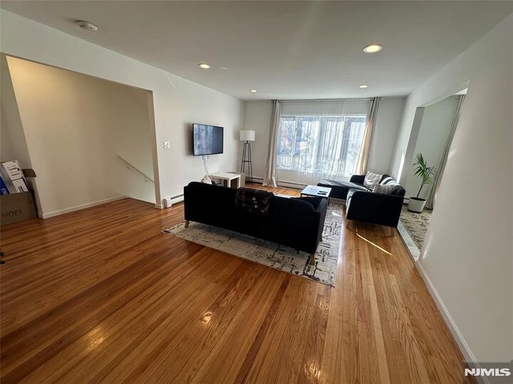 Property Photo:  531 Day Avenue 1  NJ 07657 