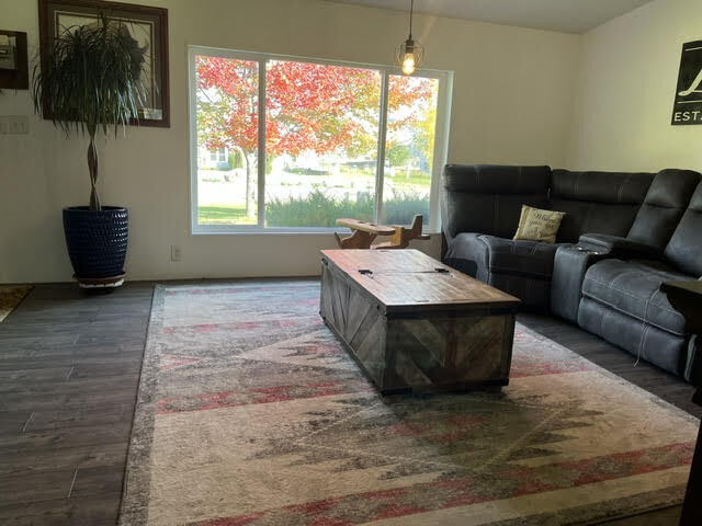 Property Photo: 107 Hale Avenue MT 59829