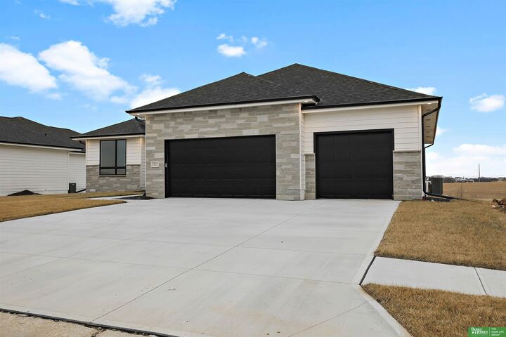 Property Photo:  5816 N 198th Street  NE 68022 