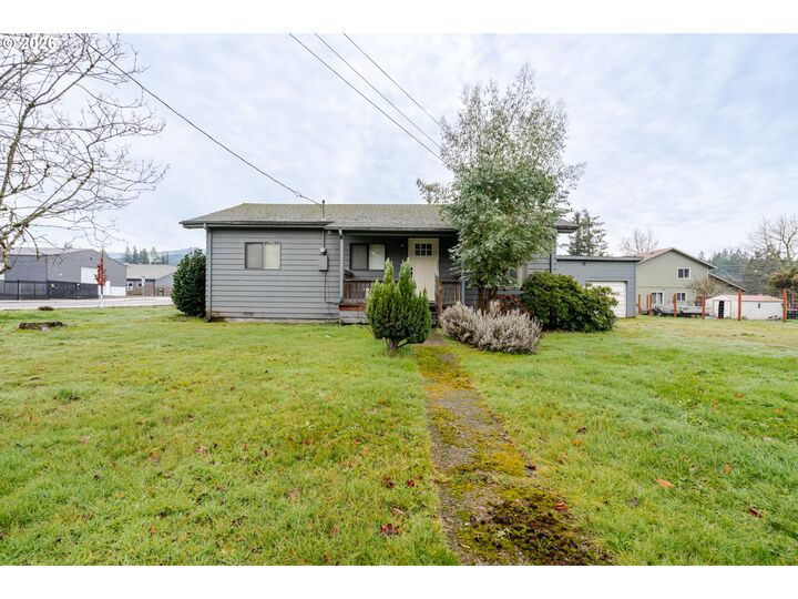 Property Photo:  410 SW Broadway St  OR 97360 
