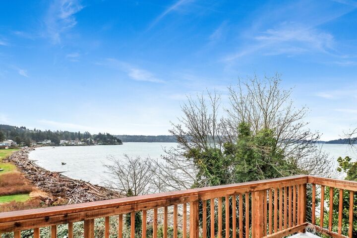 Property Photo:  13574 S Green Street  WA 98221 