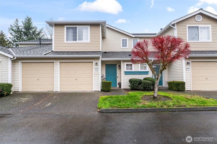 Property Photo:  4802  Nassau Avenue NE 122  WA 98422 