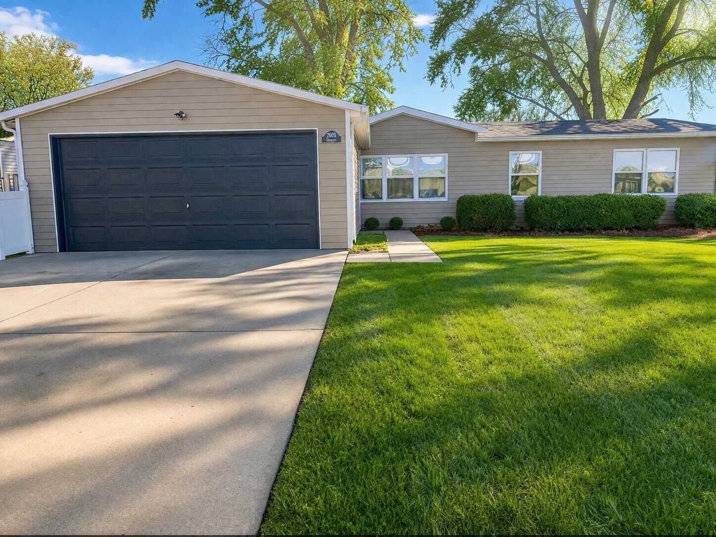 Photo de la propriété:  2605 W Oxberry St  KS 67217 