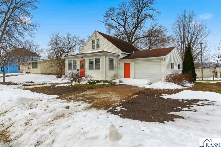 Property Photo:  110 S 3rd Street  MN 56051 