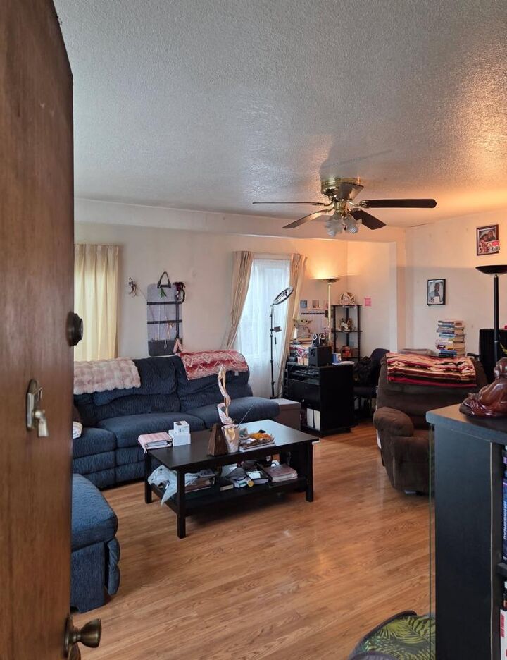 Property Photo:  947 91st Avenue  CA 94603 