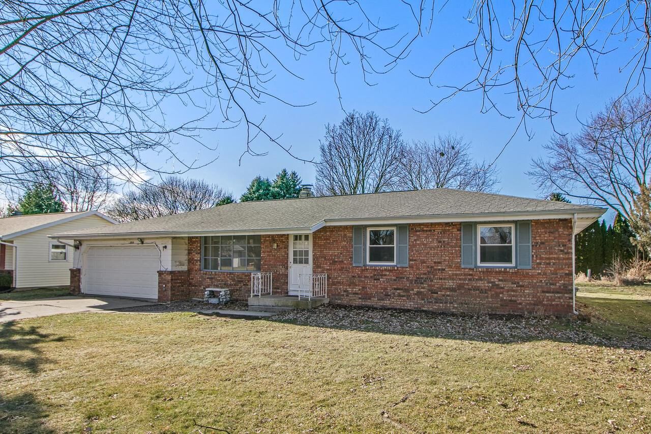 Property Photo:  2315 North Claremont Drive  WI 53545 