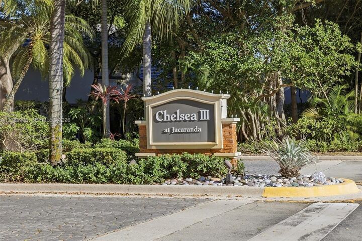 Property Photo:  232 NW 97th Ave  FL 33324 