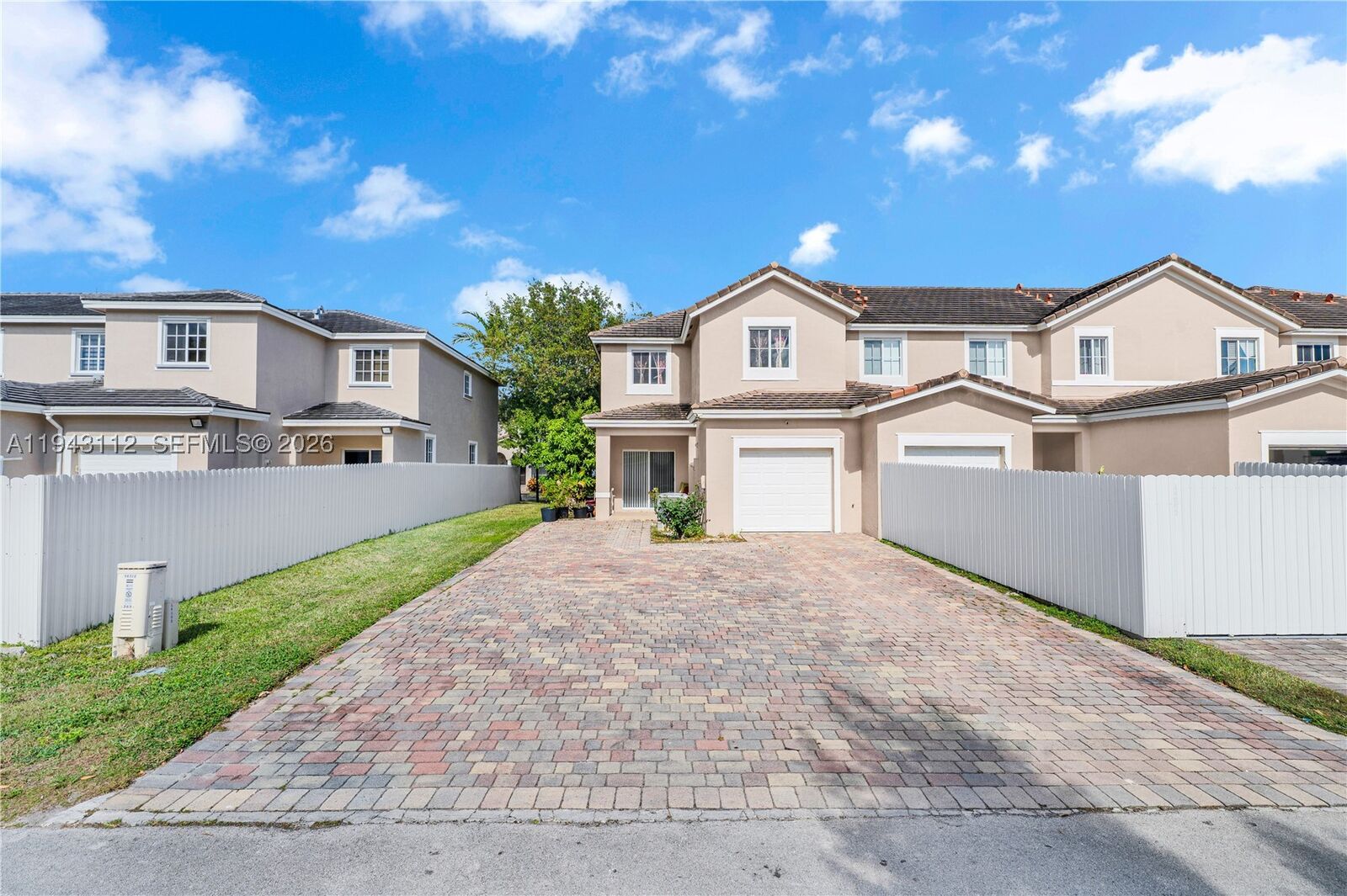 Property Photo: 14102 SW 276th St FL 33032
