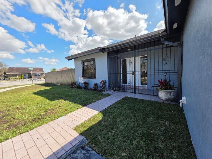 Property Photo:  15238 SW 58th Ter  FL 33193 