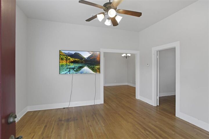 Property Photo: 418 Burnett Street LA 70601