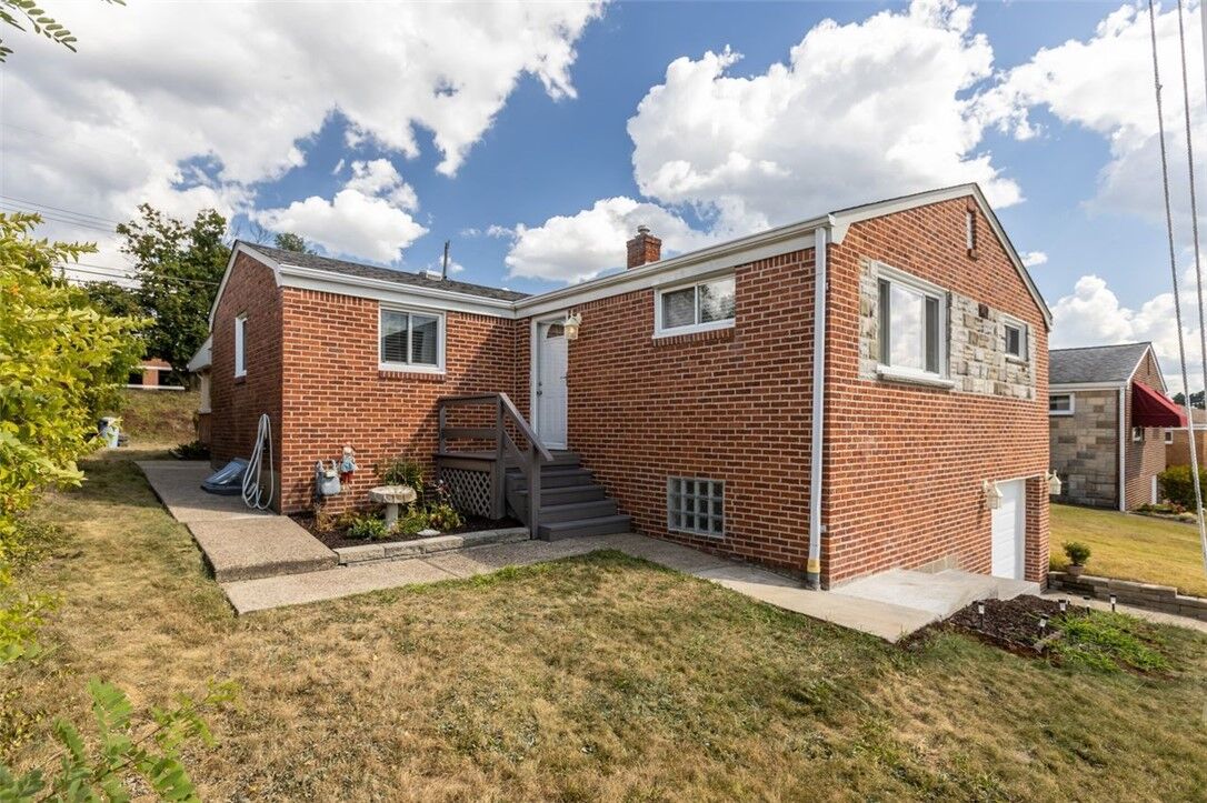 Property Photo:  133 Eileen  PA 15227 