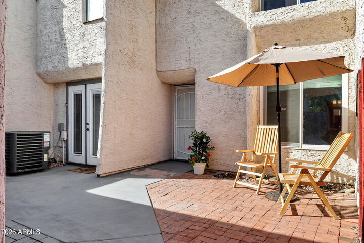 Property Photo: 1832 S River Drive AZ 85281