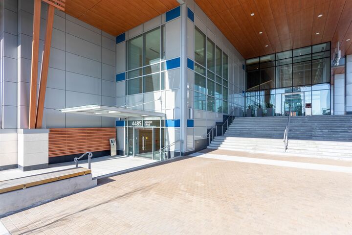 Property Photo:  4485 Skyline Drive 1806  BC V5C 0J2 