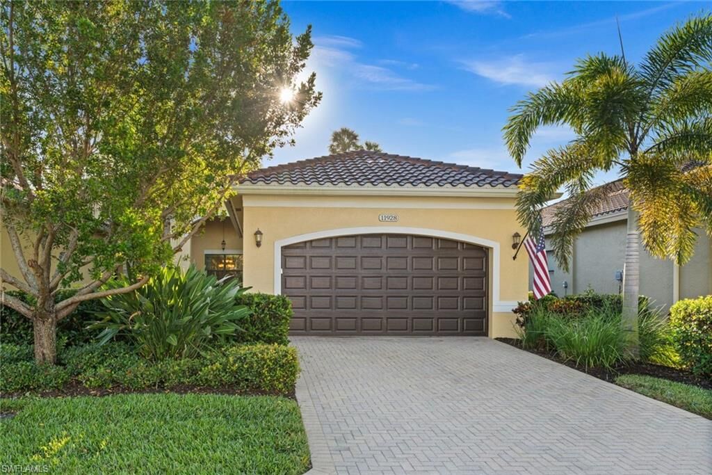Property Photo: 11928 Five Waters Cir FL 33913