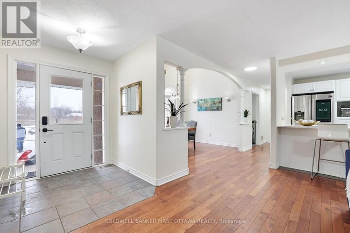 Property Photo: 11 Rideau Crossing Crescent ON K0G 1K0