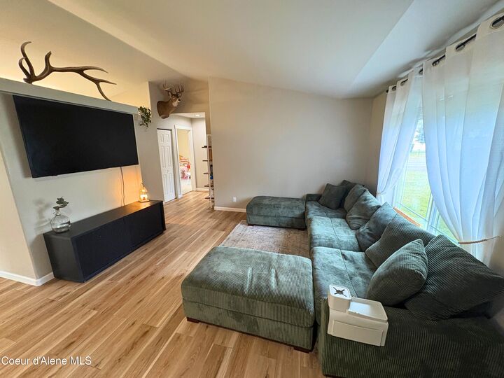 Property Photo:  798 E Loch Maree Dr  ID 83835 