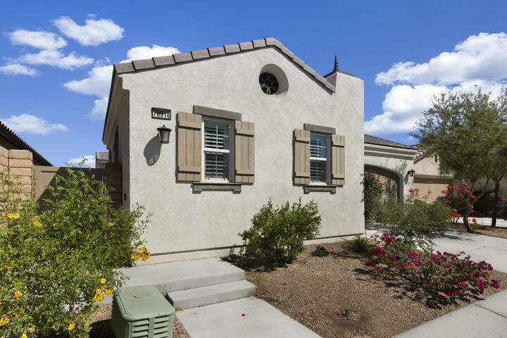 Property Photo:  78918 Adesso Way  CA 92211 