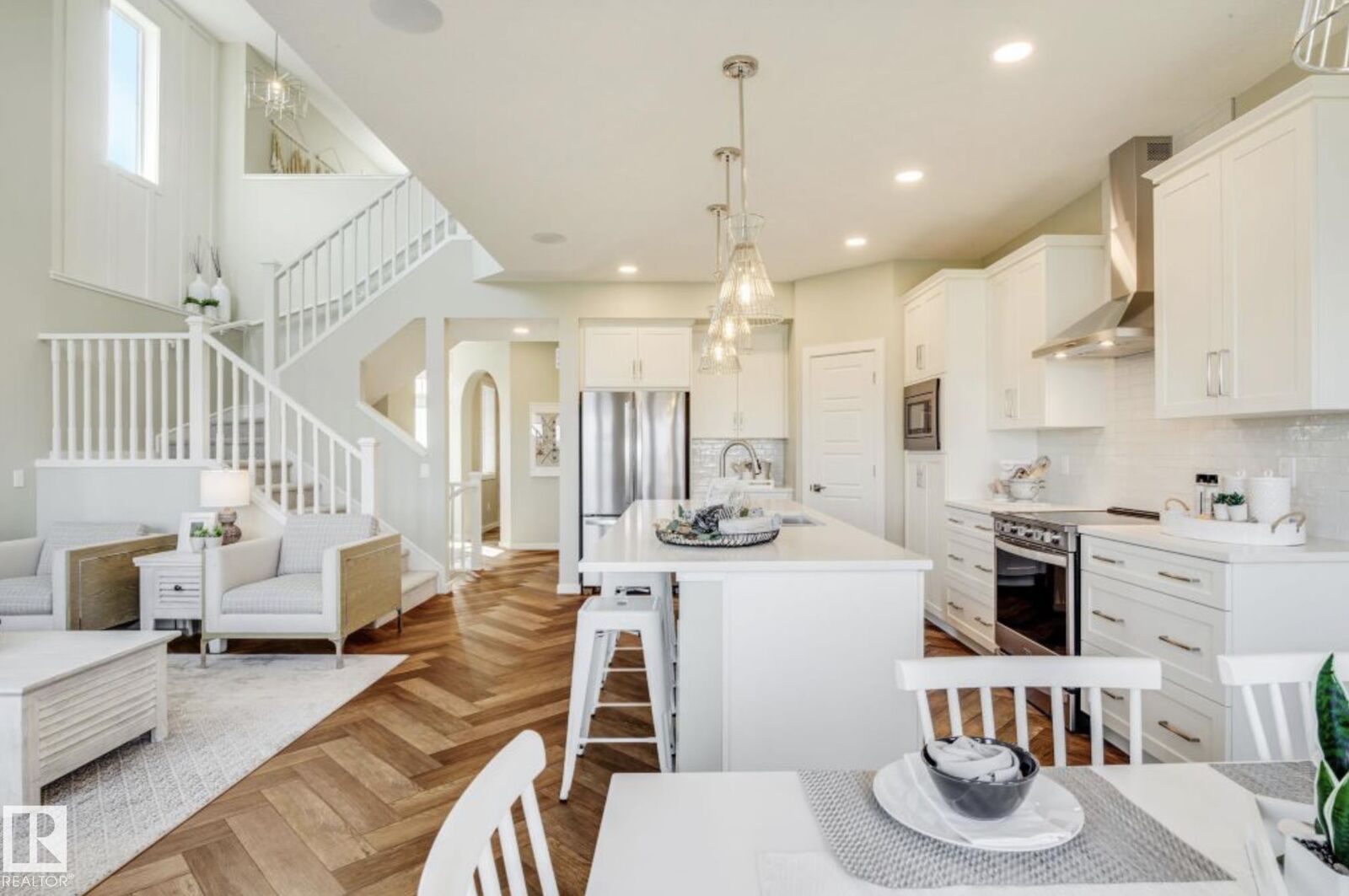 Property Photo:  17355 3 Street NW  AB T5Y 4G7 