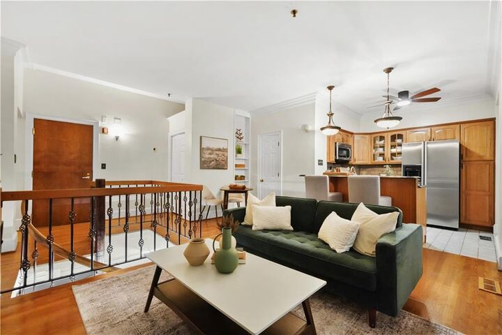 Property Photo:  30 5th Street NE 101  GA 30308 