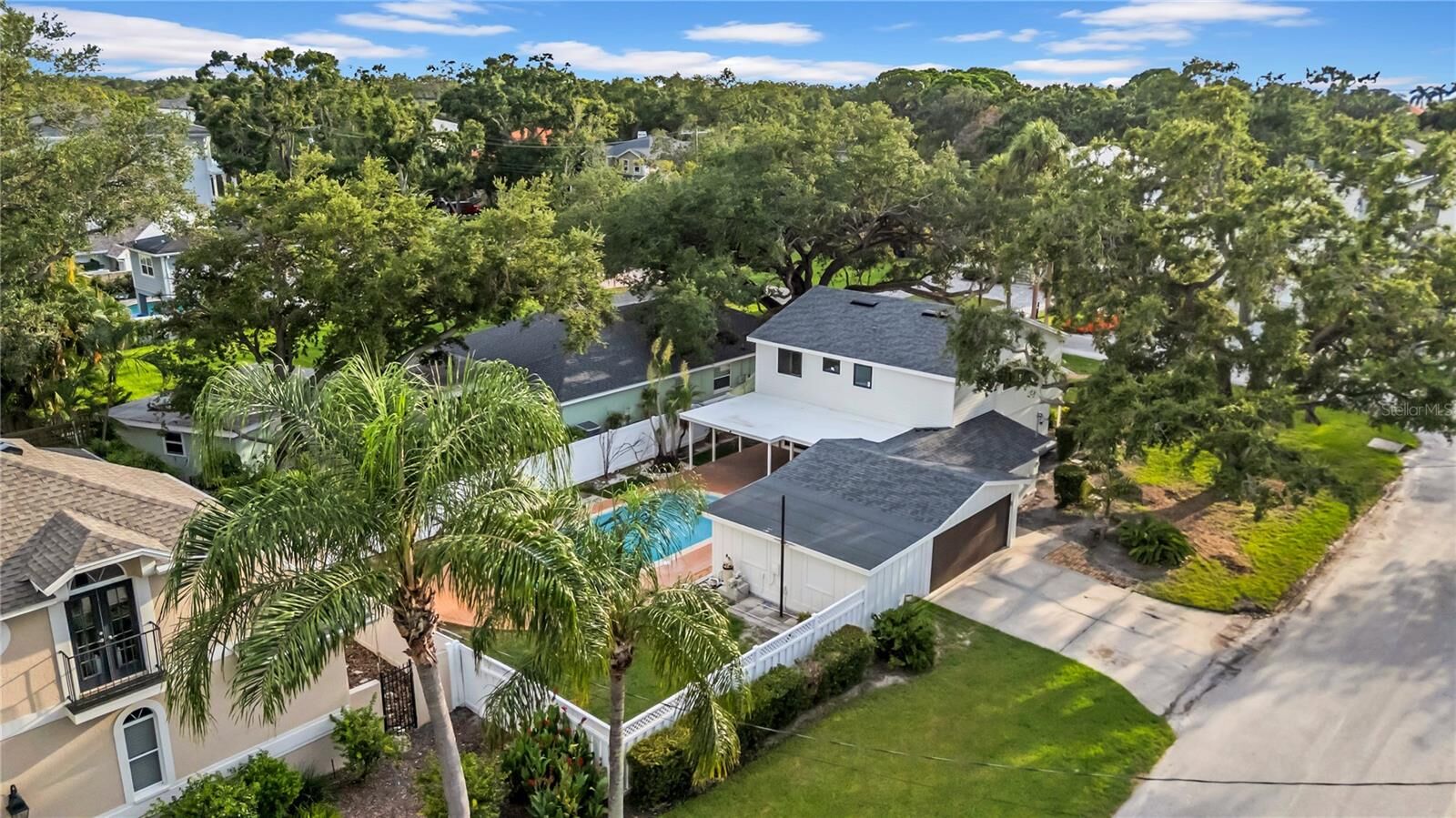 Property Photo: 2302 S Occident Street FL 33629