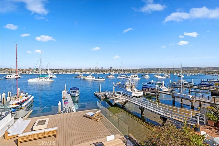 Property Photo:  1126 E Balboa Boulevard  CA 92661 