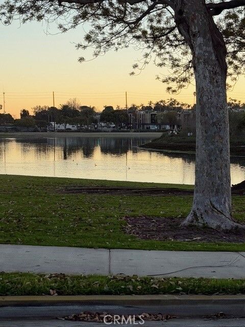 Property Photo:  425 Terraine A  CA 90814 