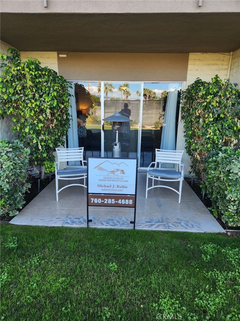 Property Photo:  73850 Fairway 134  CA 92260 