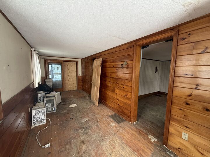 Property Photo:  240 Grove Street  ME 04401 