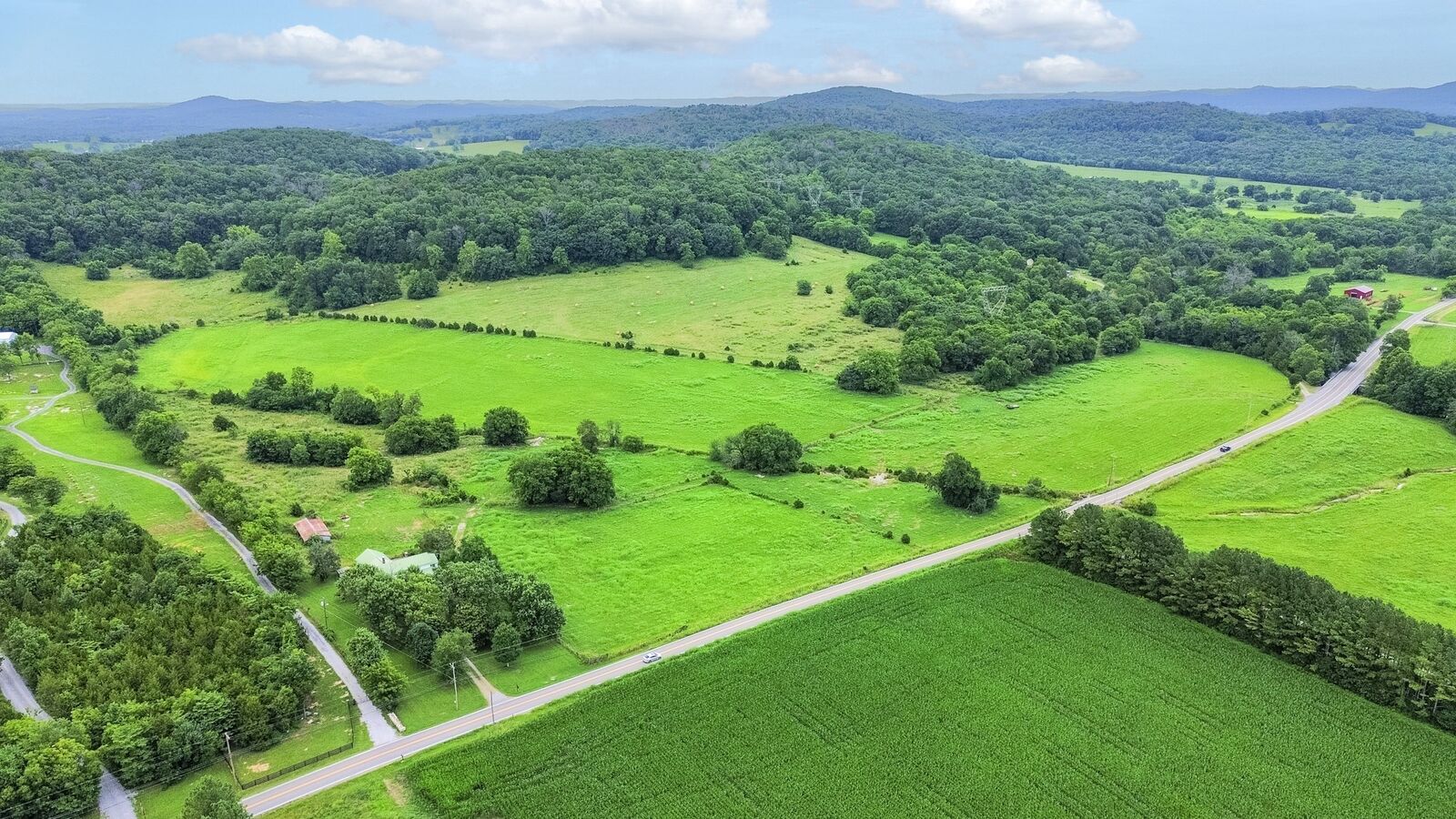 Property Photo: 6677 Trousdale Ferry Pike TN 37090