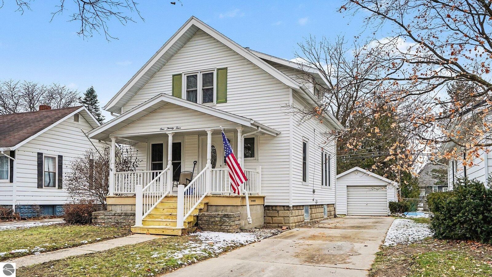 Property Photo:  124 S State Street  MI 48801 