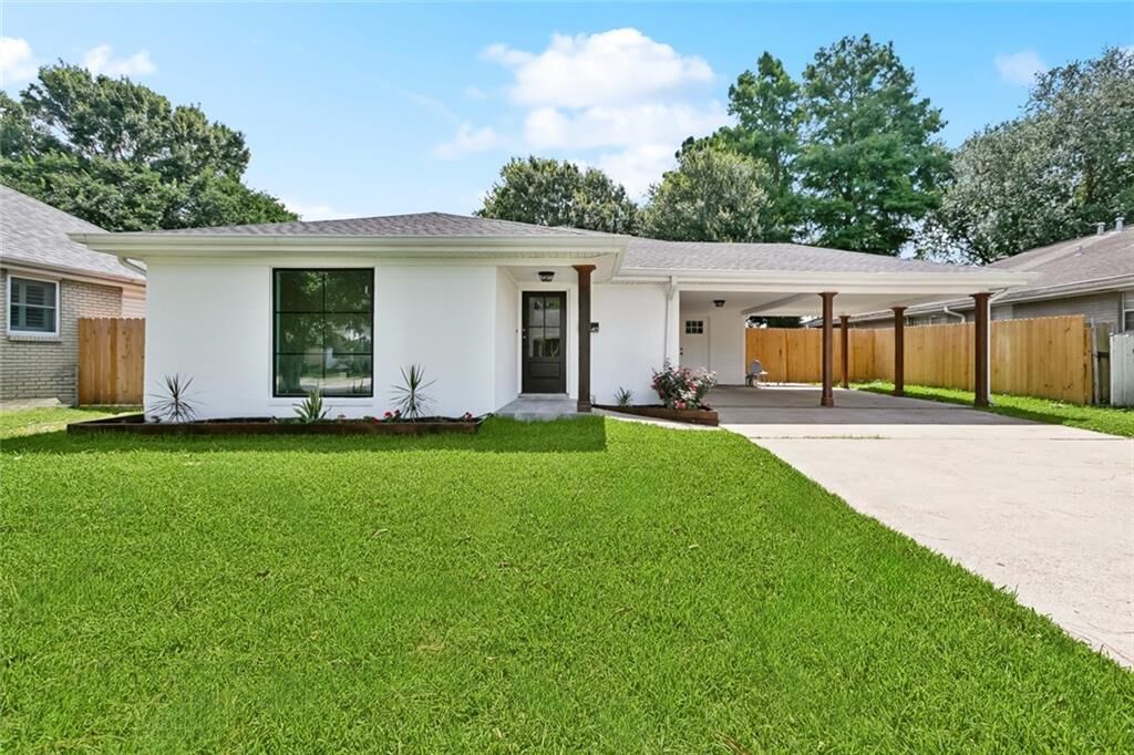 Property Photo:  4413 Napoli Drive  LA 70002 