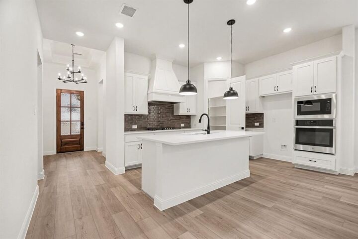 Property Photo:  2505 Royal Birkdale Street  TX 75009 