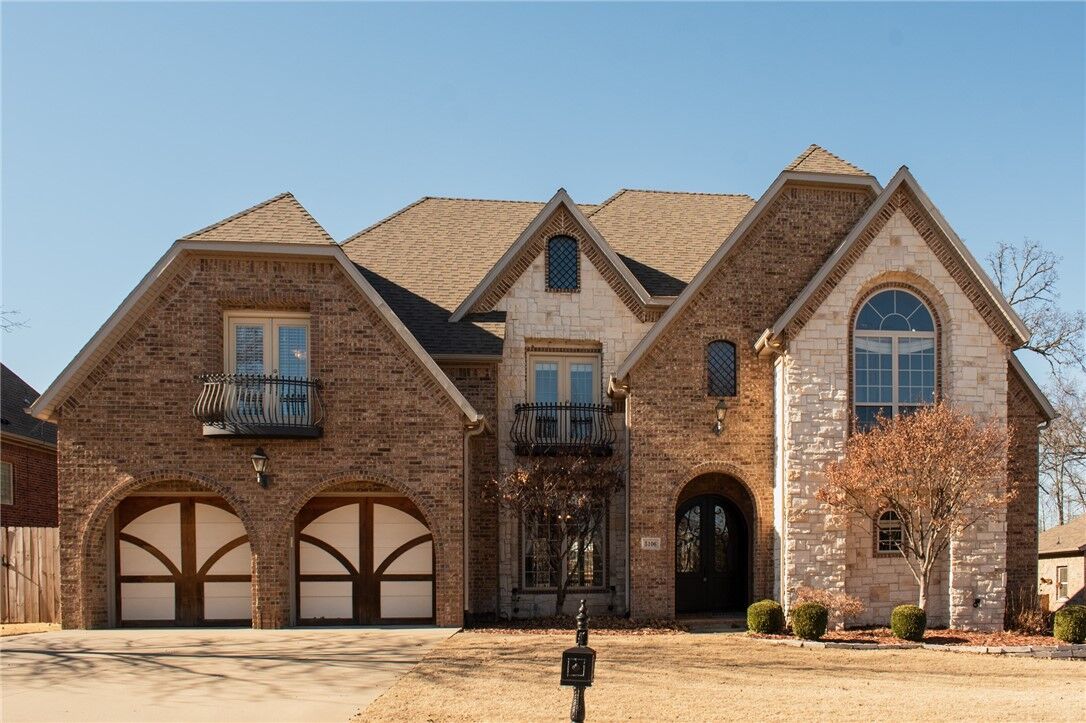 Property Photo:  5106 S Sloan Circle  AR 72758 