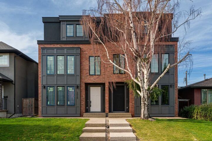 Property Photo:  2013 34 Street SW  AB T3E 2V9 