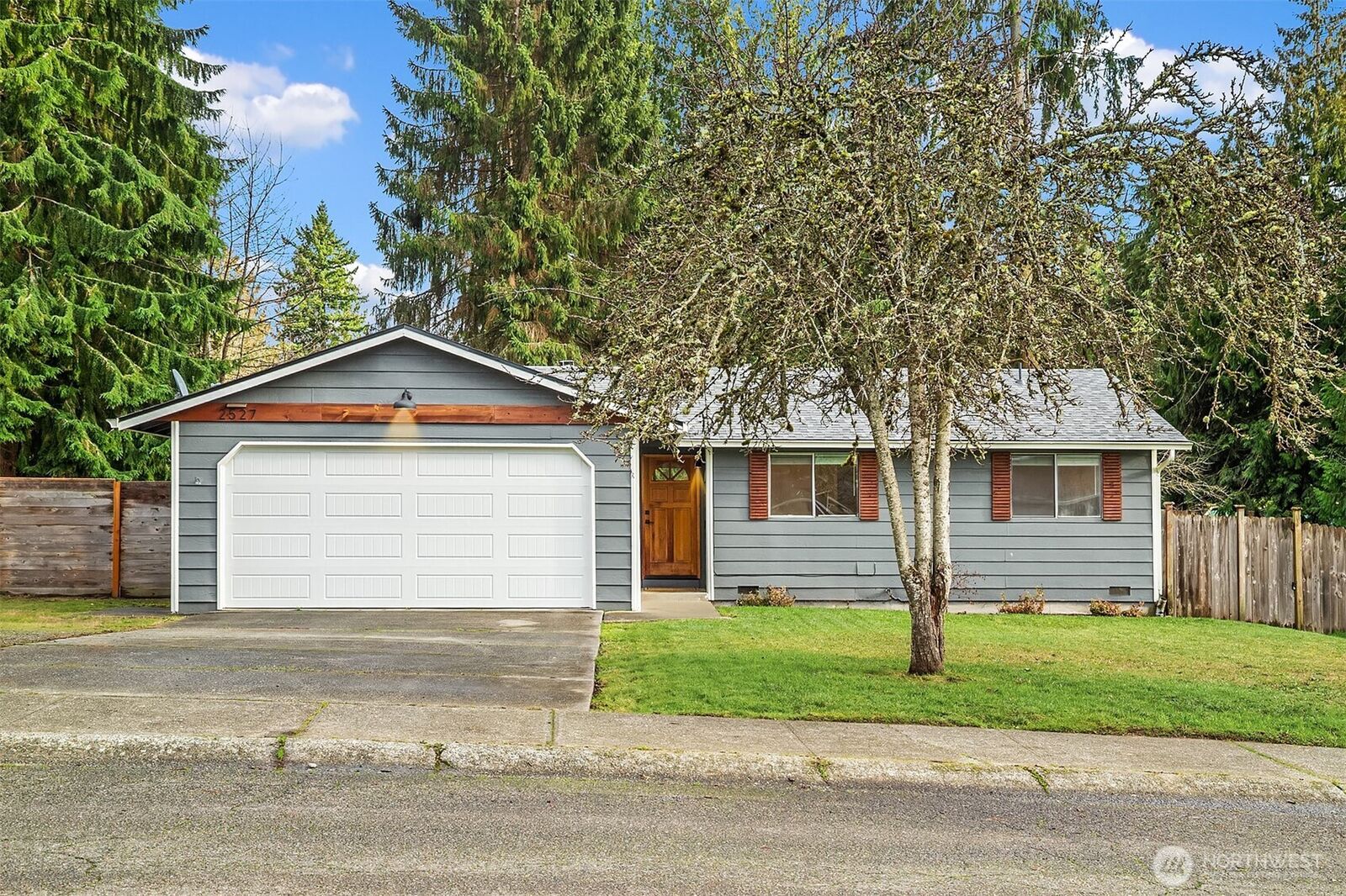 Property Photo: 2527 120th Drive NE WA 98258