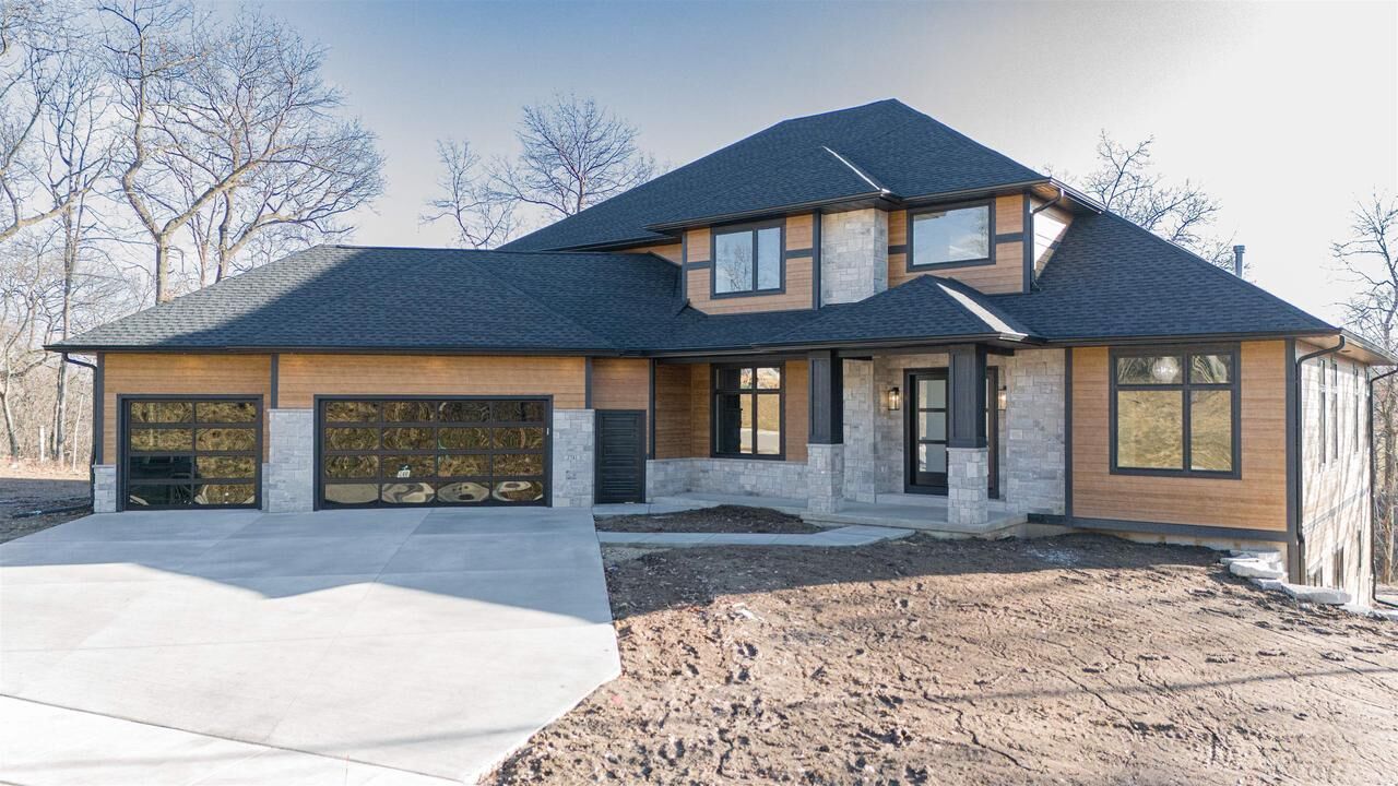 Property Photo: 2741 Greenway Circle WI 53548