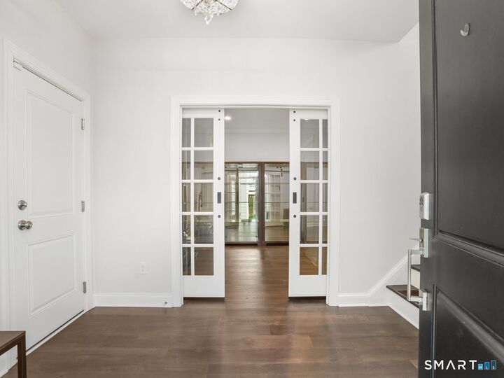 Property Photo:  185 Brentwood Circle 185  CT 06810 